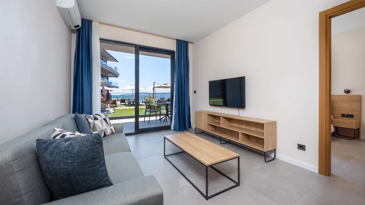 Royal Blue Resort & Residences